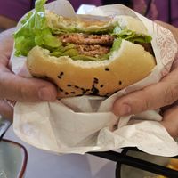 Beef burger at Wutai Yun in Beijing
