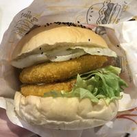 Vegan "Chicken" Burger at Wutai Yun in Beijing