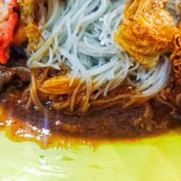 Bee hoon and chilli at Ru Yi 如意素食 - Telok Blangah Cres in Central Singapore