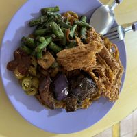 Kway Teow & 3 dishes  at Lei Yin Vegetarian 雷音素食 in East Singapore