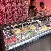 14 flavors   at StikkiNikki - Mariatorget in Stockholm