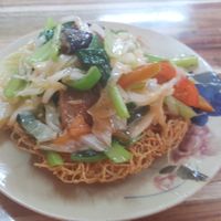 Crispy noodles at Chay Nha Toi in Ho Chi Minh City