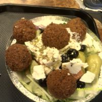 Assiette grecque at Falafel Manie in Laval