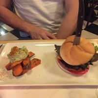 Burger (17,50€) at Bon Lloc in Mallorca
