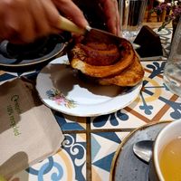 The amazing vegan cinnamon bun 😋 at Rocket in Hereford