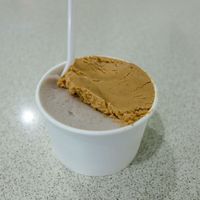 Taro and peanut flavors at BeiMen Feng LiBing in Taipei