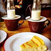 Vegan Cheesecake at Brown & Green - The Triangle in South East London