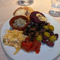 Vegan mezze at South Street Kitchen in Sheffield