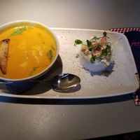 Curry cauliflower, tofu, white rice, roasted cashews at Joma in Vienna