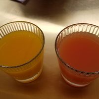 Fresh squeezed grapefruit & orange juices at Joma in Vienna