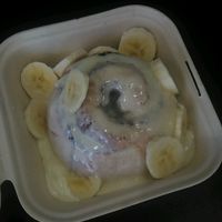 bananas at Cinnaholic in Henderson