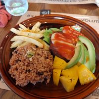 Avocado plate at Premarché Alternative Diner in Kyoto