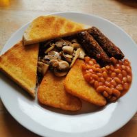 Vegan breakfast - swapped the grilled tomato for extra mushrooms at Sophie's in Aberystwyth