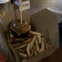   at Le Pub in Newport