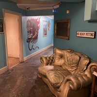   at Le Pub in Newport