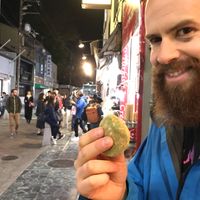 Delicious snack at Nakatanidou in Nara