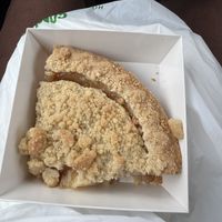 Apple Crumble  at The Reizod Vegan Experience in Columbia