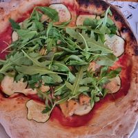 Pizza with vegan cheese at Mister Pizza - Duomo in Florence