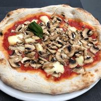 Fungi with vegan mozzarella  at Mister Pizza - Duomo in Florence