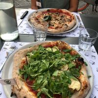 Funghi and vegetariano pizzas, both with vegan mozzarella at Mister Pizza - Duomo in Florence