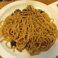 Espaguettis con soja y setas (vegano) at Sarasate in Pamplona
