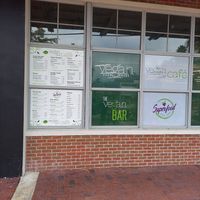 Clear descriptions at Vegan Fine Foods in Fort Lauderdale