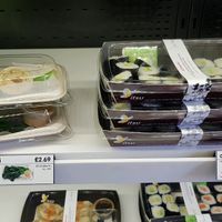 Vegan sushi at Itsu - Wimbledon in South West London