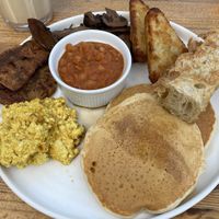 American breakfast   at Vutie Beets in Letchworth