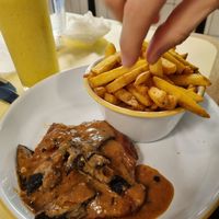 Vegan steak at Rudy's Dirty Vegan Diner in North West London