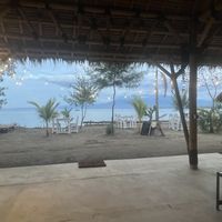 Aan zee  at Pituq Cafe in 