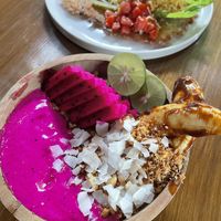 Smoothie bowl, Breakfast menu  at Pituq Cafe in 