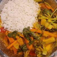 Caril Remédio Santo at Remedio Santo Campo Alegre in Porto