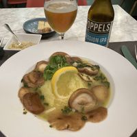 Shiitake & mashed potatoes   at Remedio Santo Campo Alegre in Porto