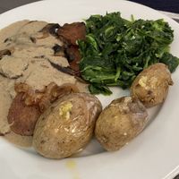 Seitan  at Remedio Santo Campo Alegre in Porto