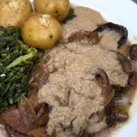 Bifinhos de seitan #Veganuary at Remedio Santo Campo Alegre in Porto