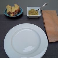 The best hummus dip I've ever tasted with corn bread  at Remedio Santo Campo Alegre in Porto