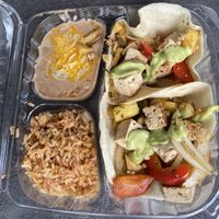 Vegan tofu tacos 🌮 side of beans with dairy cheese 🙄 at Red Mesa Mercado in St Petersburg