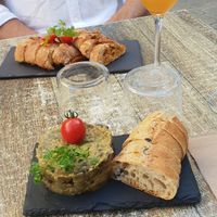Starters: vegetable tartinade and baguette with pesto rosso spread (super good!) at ChaCha in Nantes