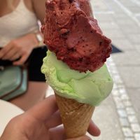 Heidelbeere und Waldmeister.  at Gelateria e Panini Da Ros in Bremen