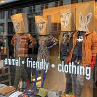   at Leeloo Bvba in Bruges