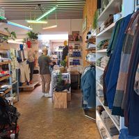  at Leeloo Bvba in Bruges