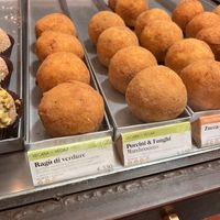   at kePalle - Via Maqueda in Palermo