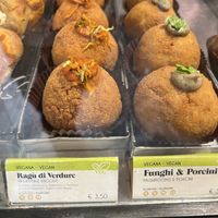   at kePalle - Via Maqueda in Palermo