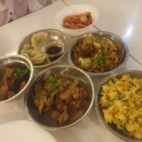 Buffet at Loving Hut in Valencia