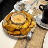Patatas bravas at La Tastaolletes in Valencia