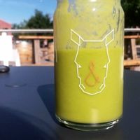 Meet Your Matcha Smoothie at Fix & Repeat in Bend