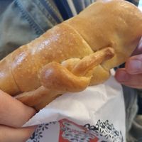 vegan Seattle dog at Pinoyshki in Seattle