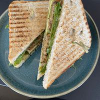   at hjá höllu in Grindavik