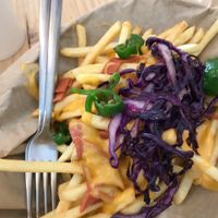 Patatas con "bacon" at beGreen in Valencia