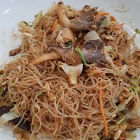 Tomyam fried meehoon at Tze Ern Vege Restaurant 慈恩素食 in Kuala Lumpur